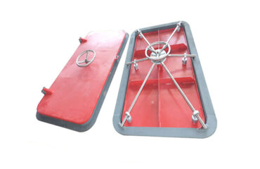 Quick Action Pressure Holding Door (1)