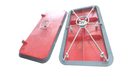 Quick Action Pressure Holding Door (1)