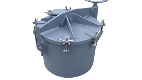 Rotating Oiltight Hatch Cover